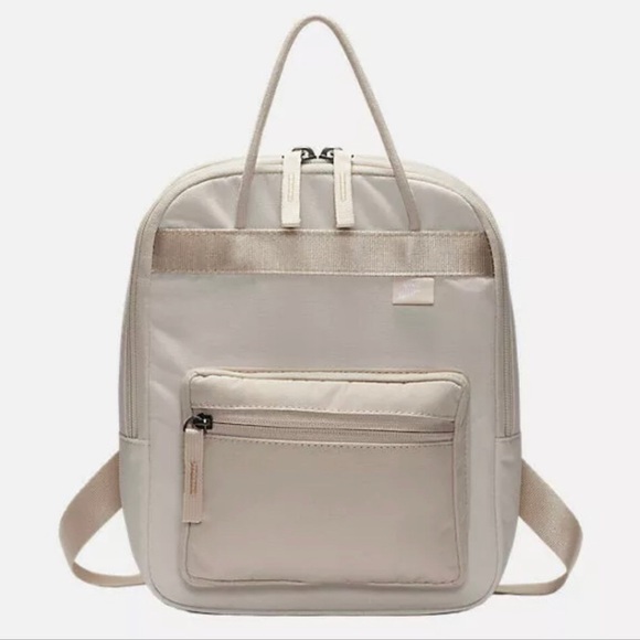 nike tanjun 15l backpack